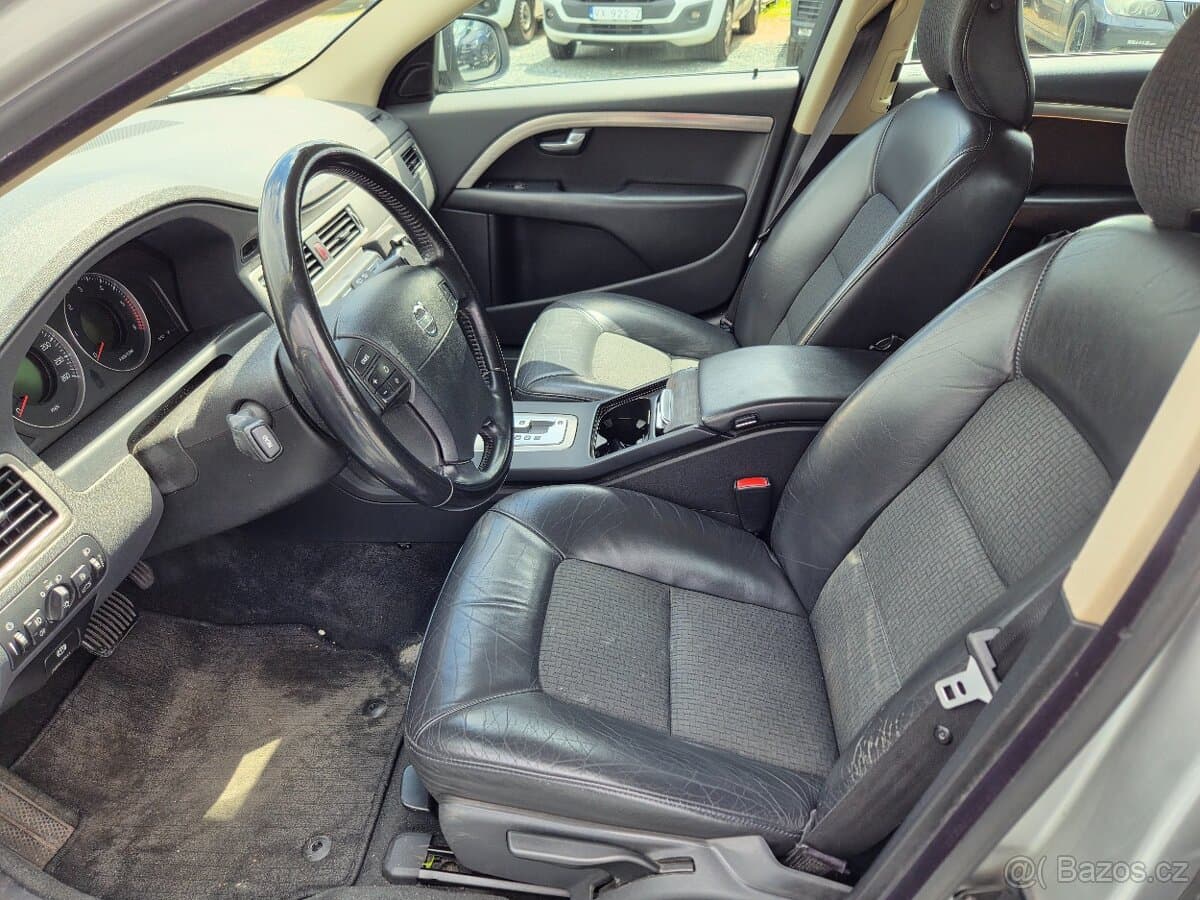2008 Volvo V70 - 9