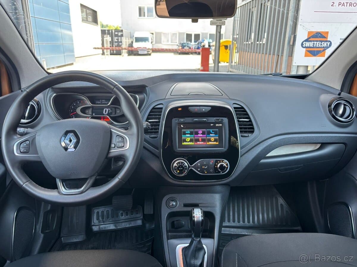 2019 Renault CAPTUR - 9