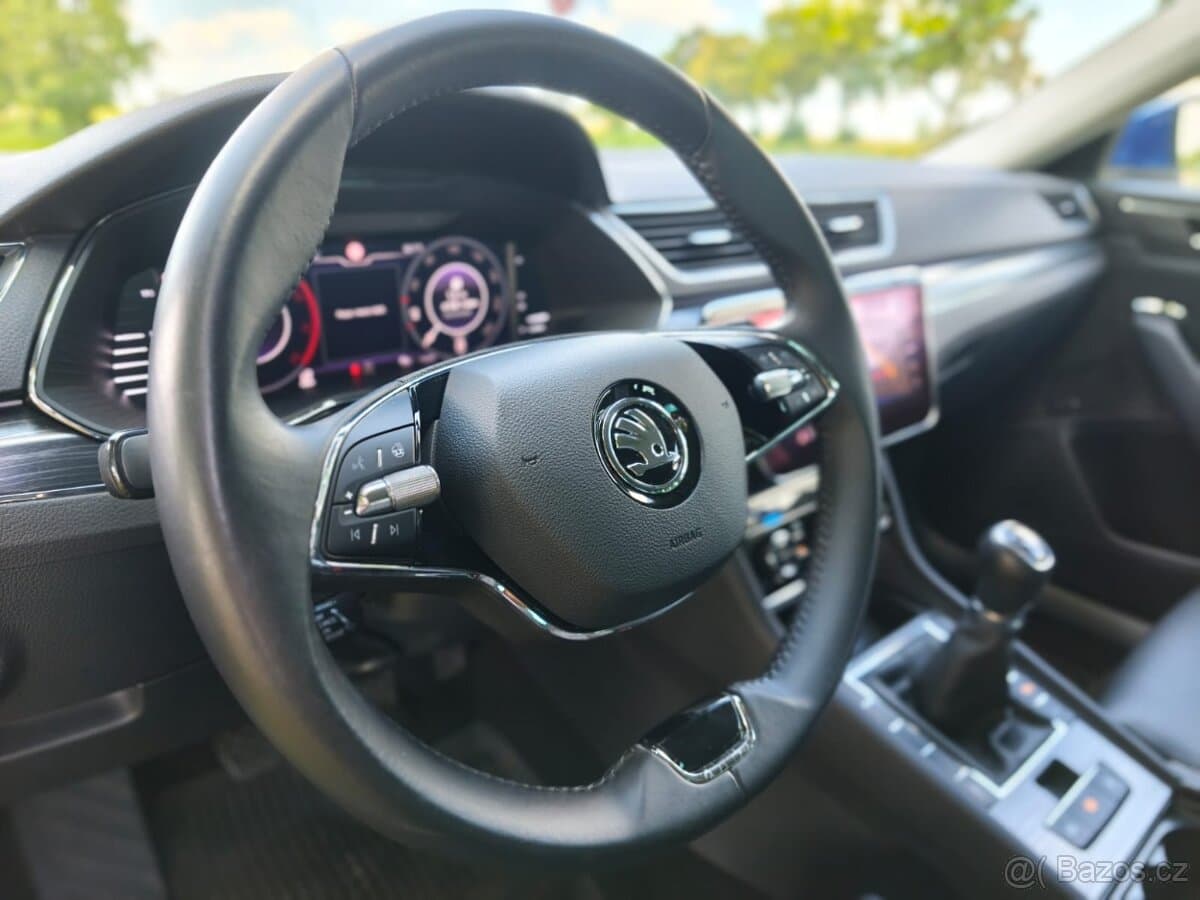 2021 Škoda SUPERB - 9