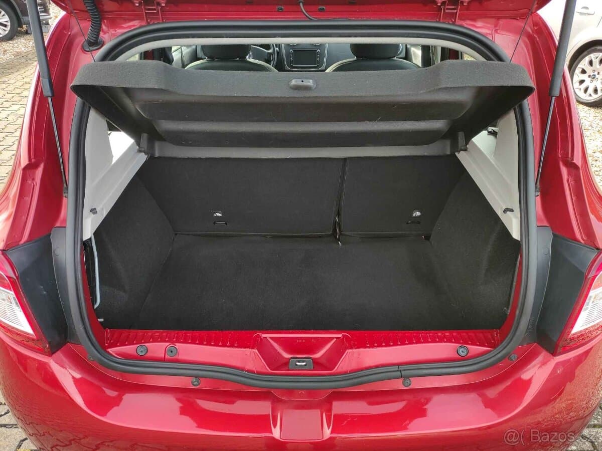 2015 Dacia SANDERO - 9