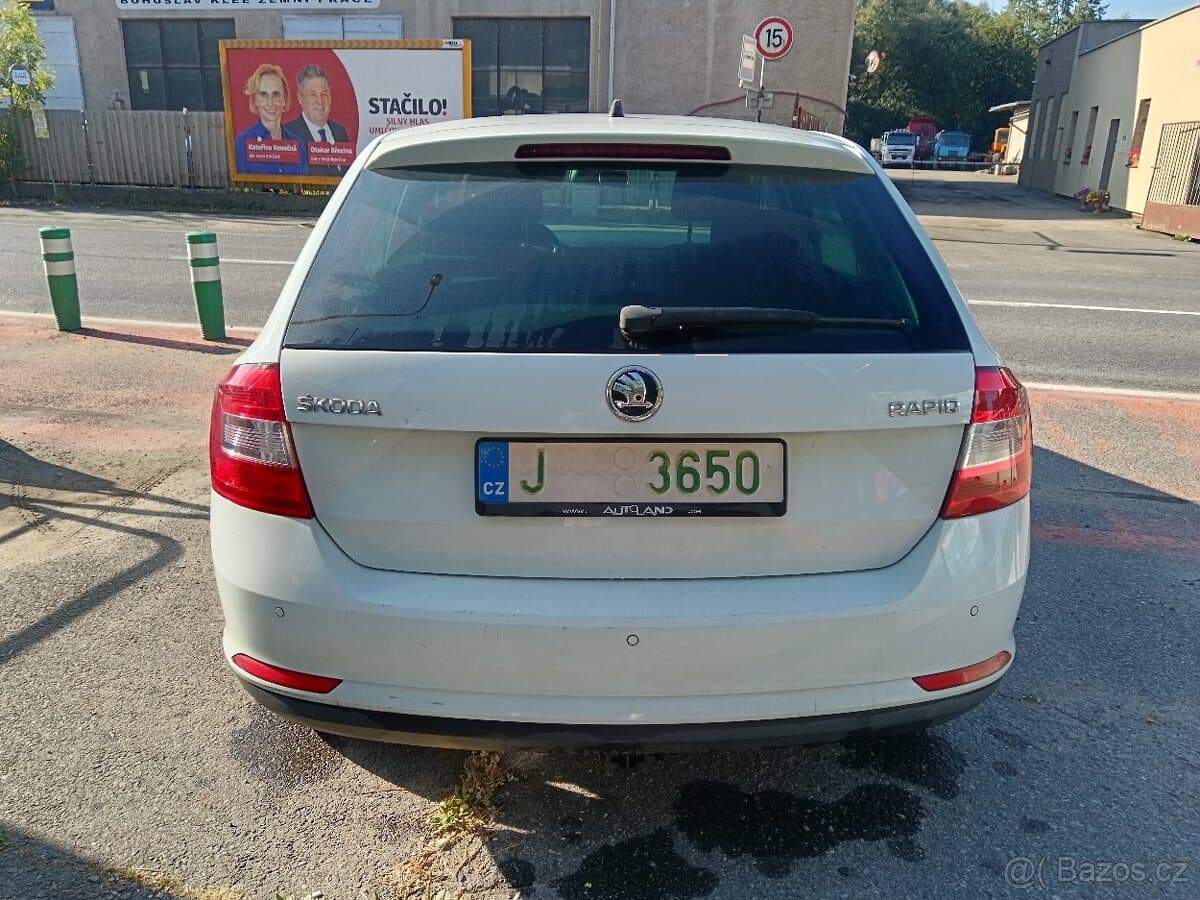2015 Škoda RAPID - 9