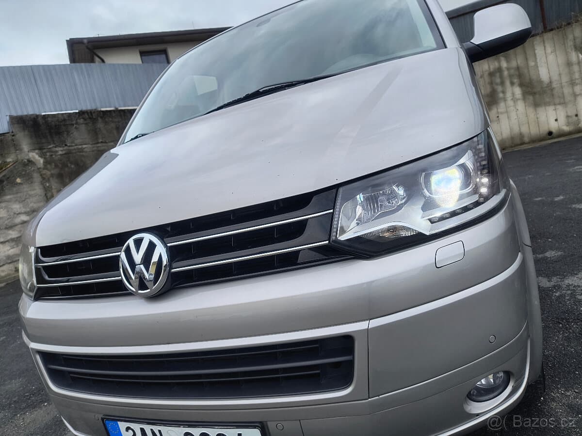 2013 Volkswagen MULTIVAN - 9