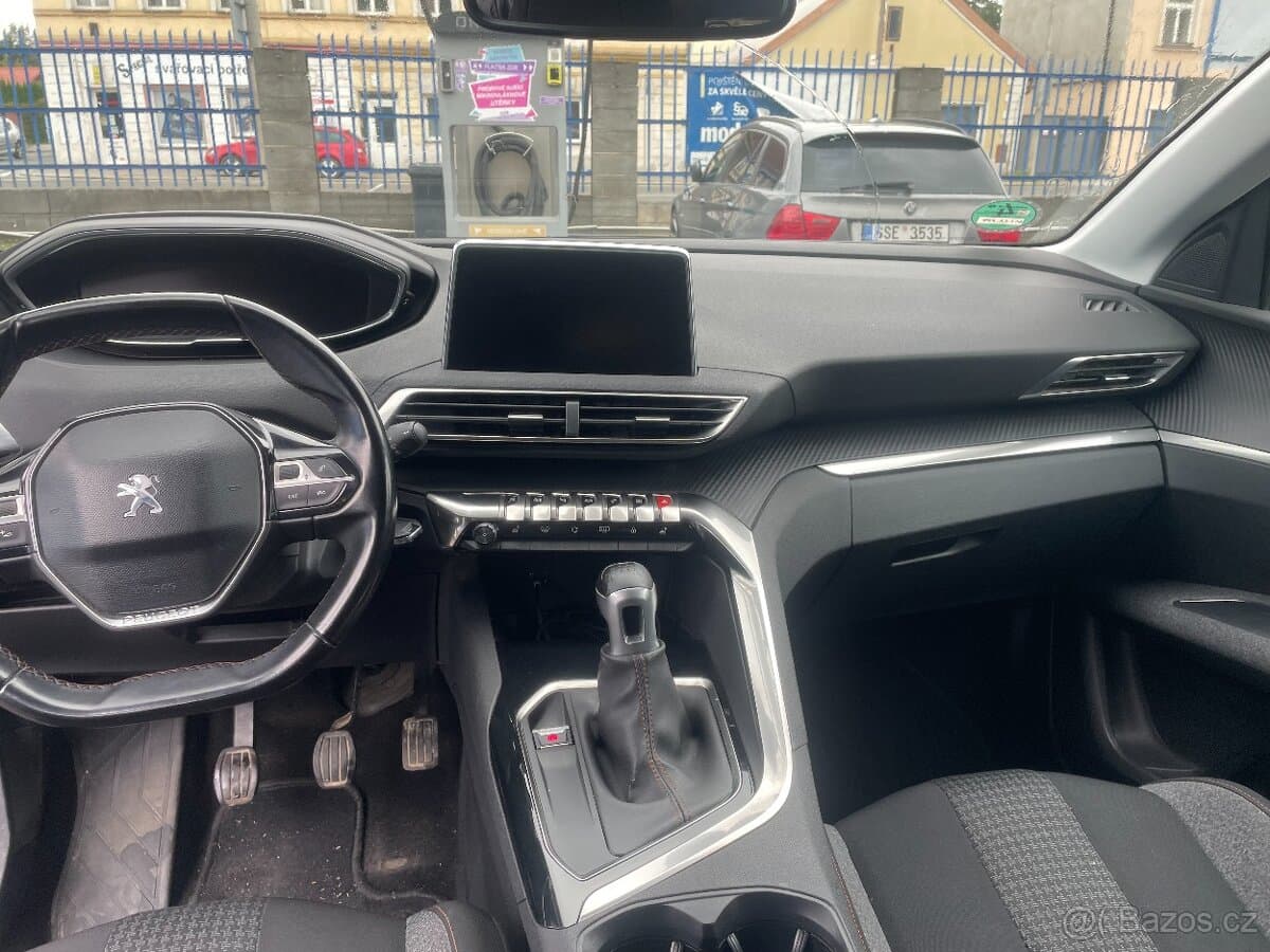 2017 Peugeot 3008 - 9