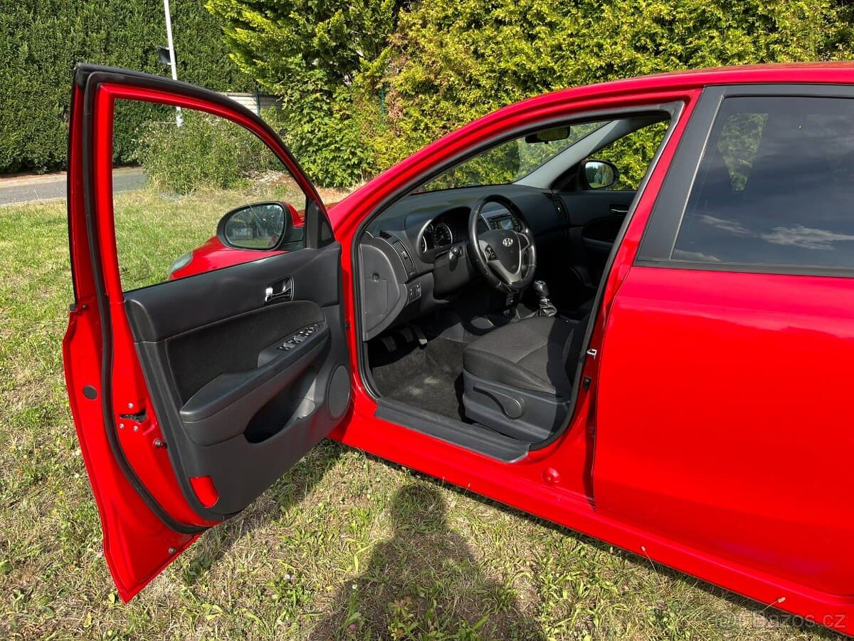 2010 Hyundai i30 - 9