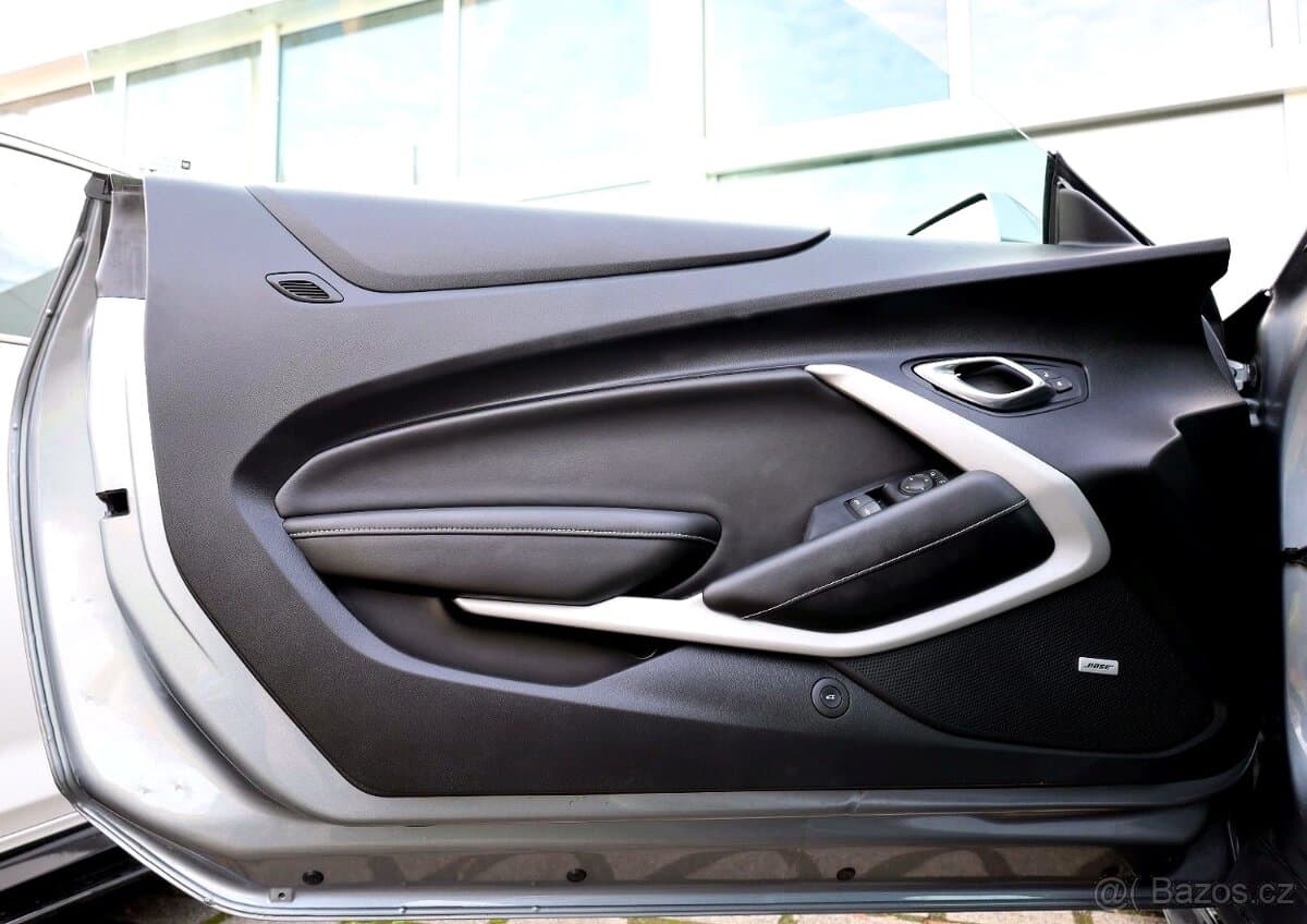 2021 Chevrolet CAMARO - 9