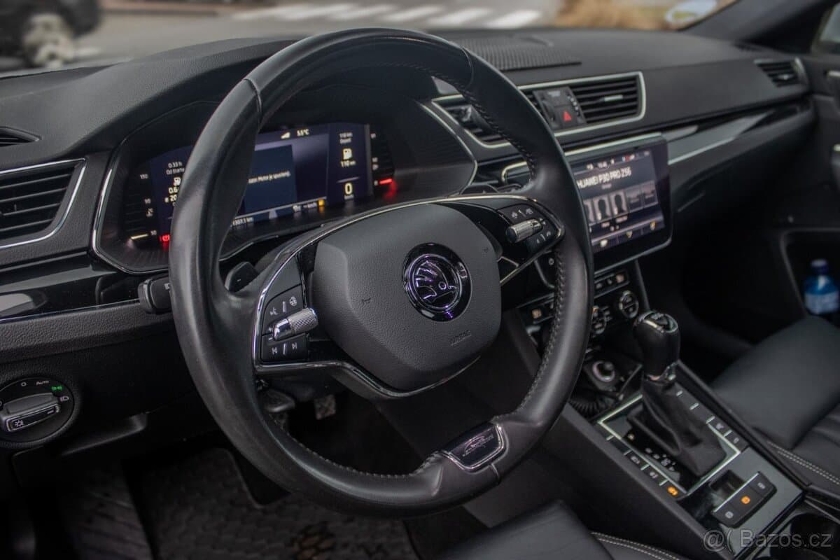 2022 Škoda SUPERB - 9