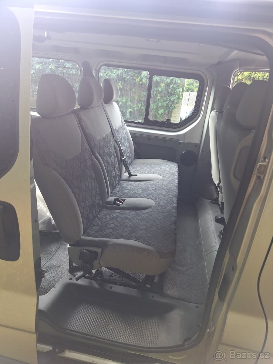 Opel VIVARO - 9