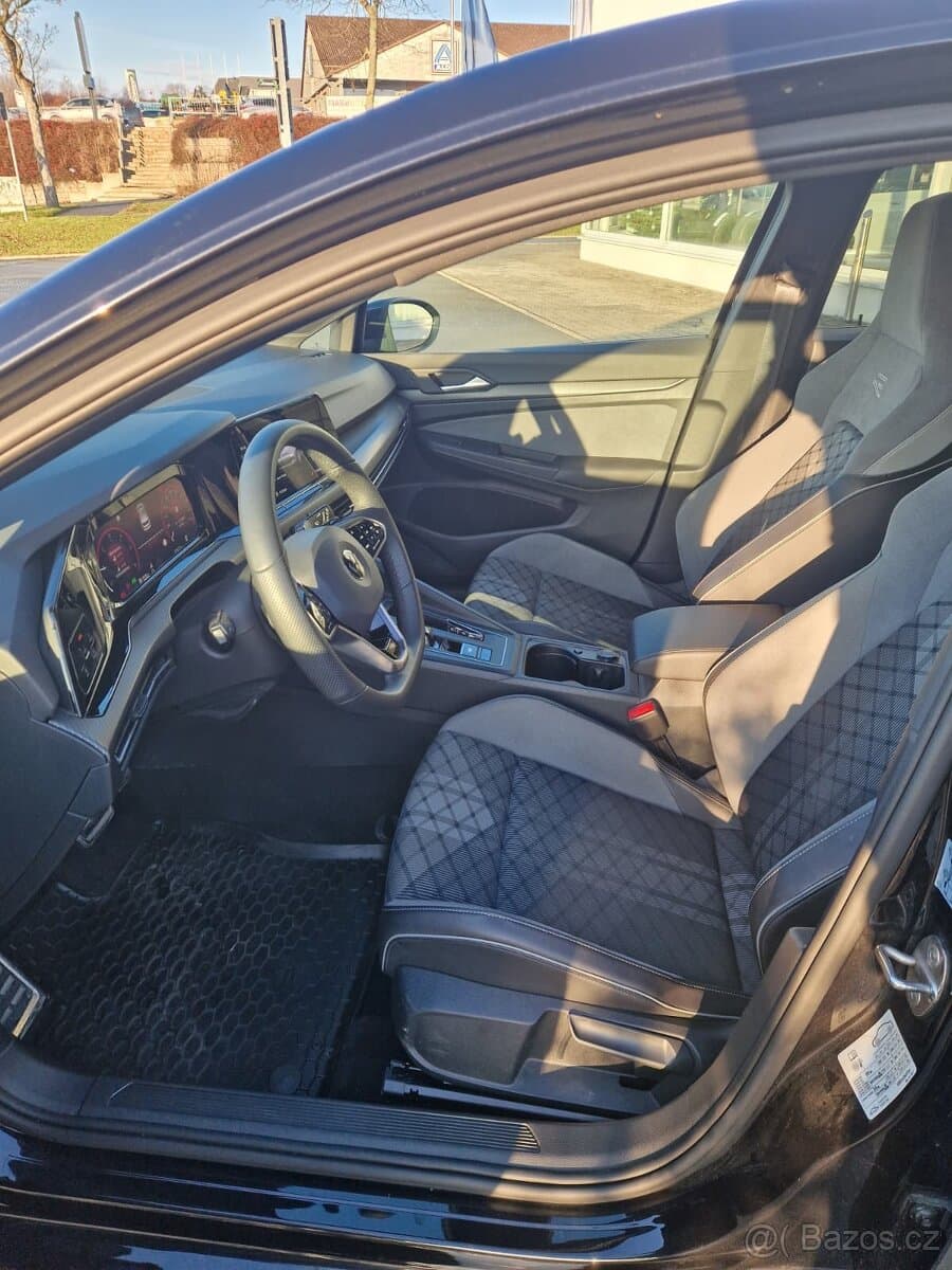 2021 Volkswagen GOLF - 9