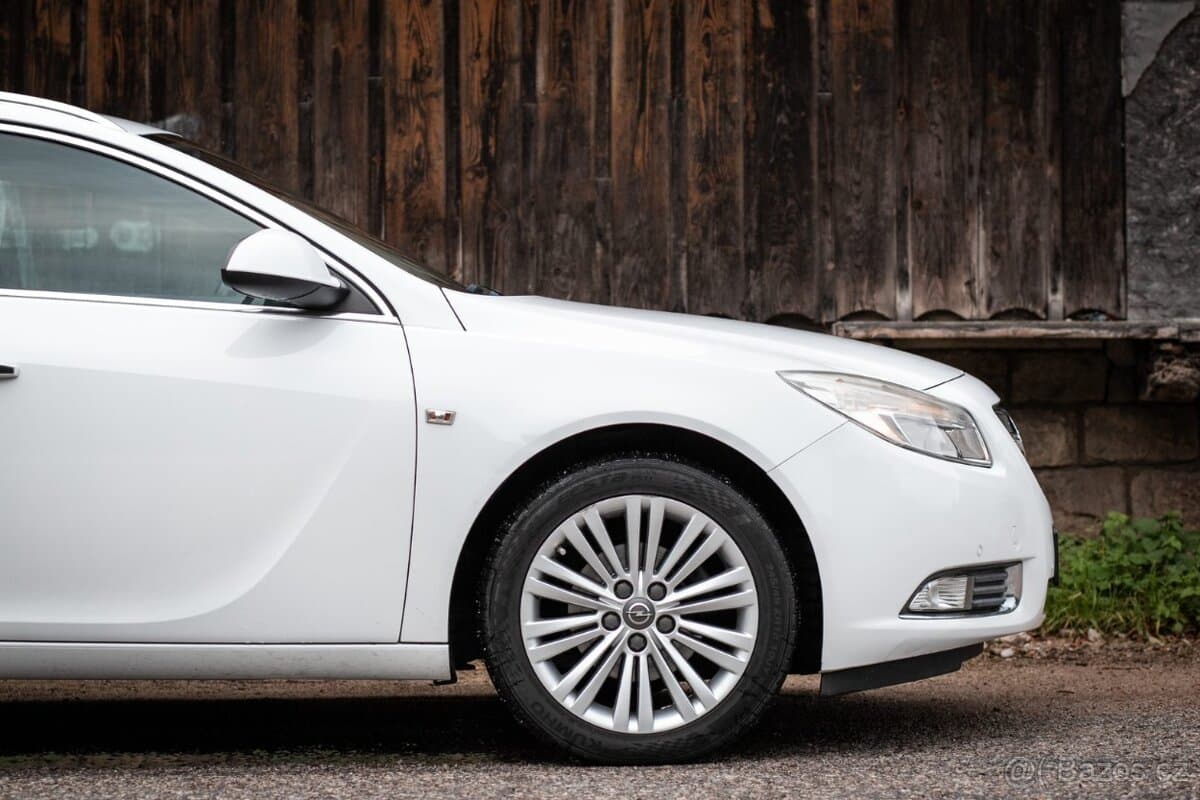 2012 Opel INSIGNIA - 9