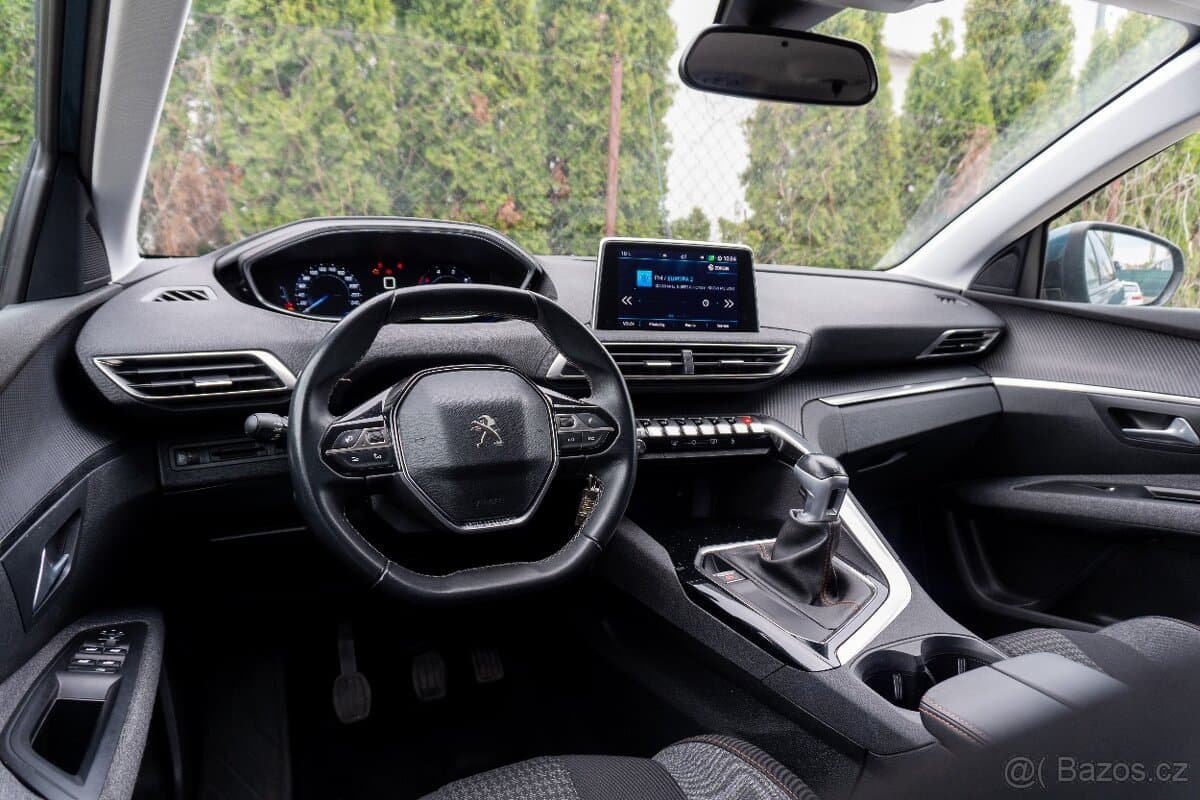 2018 Peugeot 5008 - 9