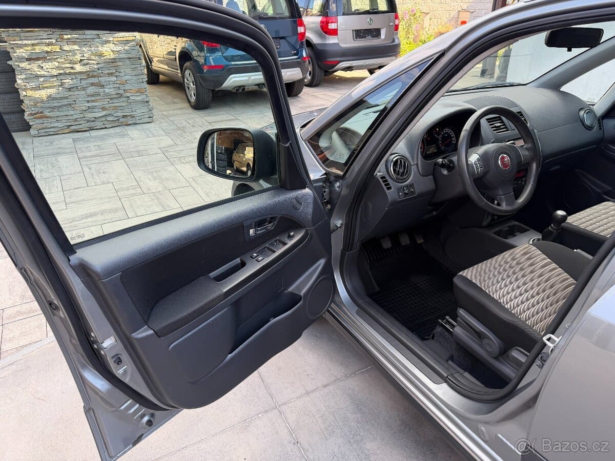 2011 Fiat SEDICI - 9
