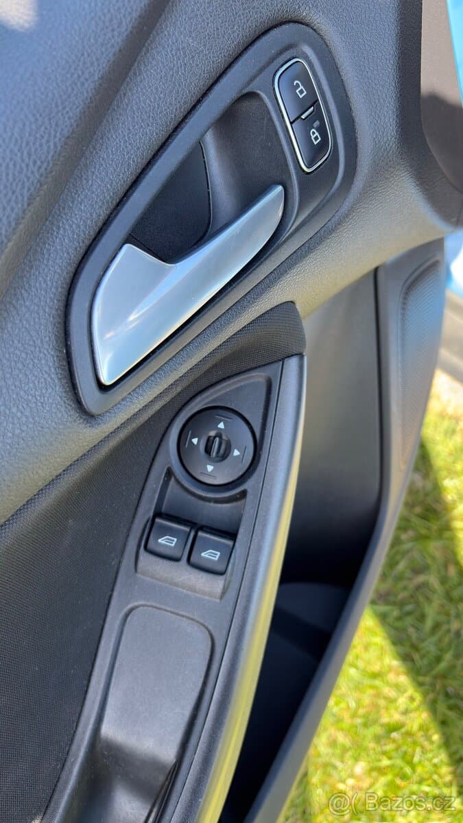 2016 Ford FOCUS - 9