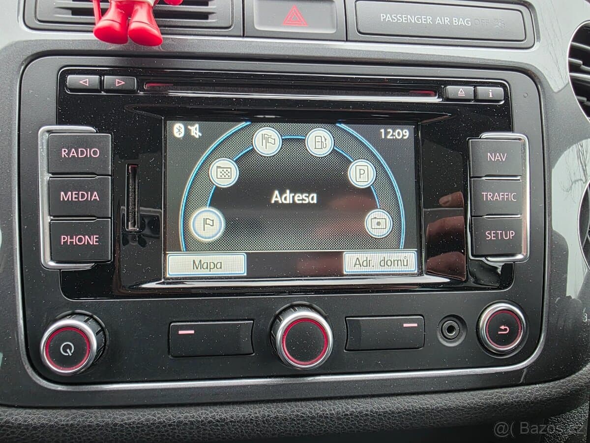 2013 Volkswagen TIGUAN - 9