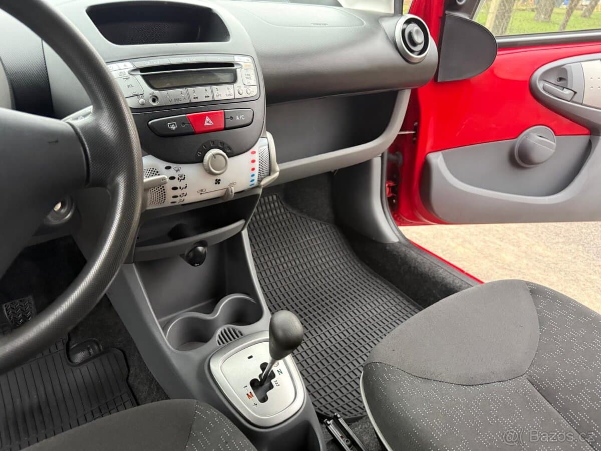 2009 Peugeot 107 - 9