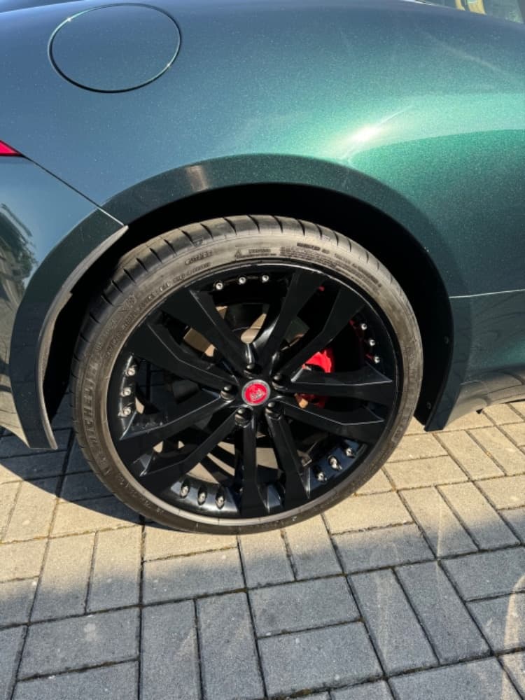 2014 Jaguar F-TYPE - 9