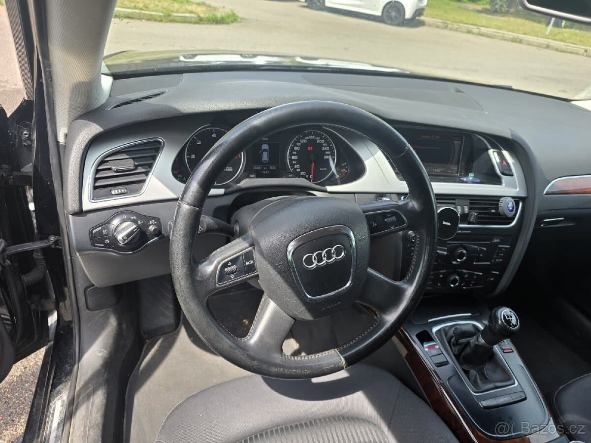 2010 Audi A4 - 9
