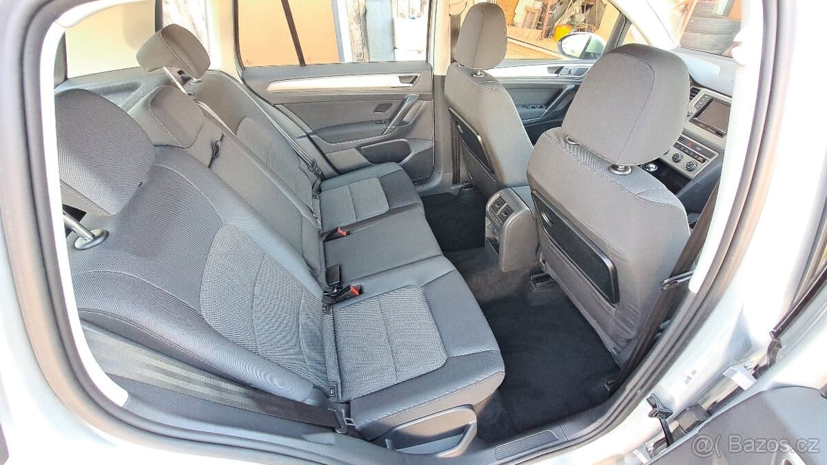 2014 Volkswagen GOLF - 9