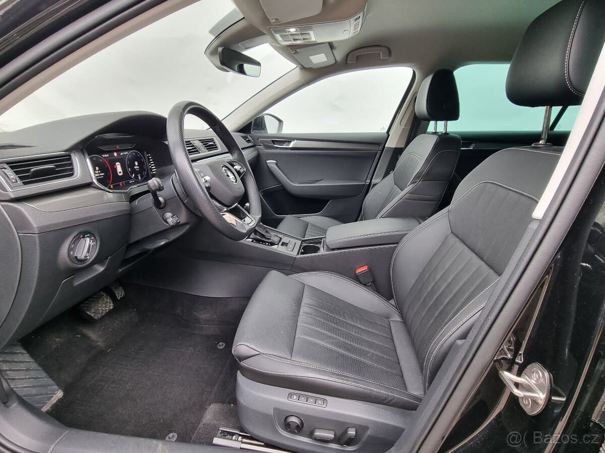 2023 Škoda SUPERB - 9