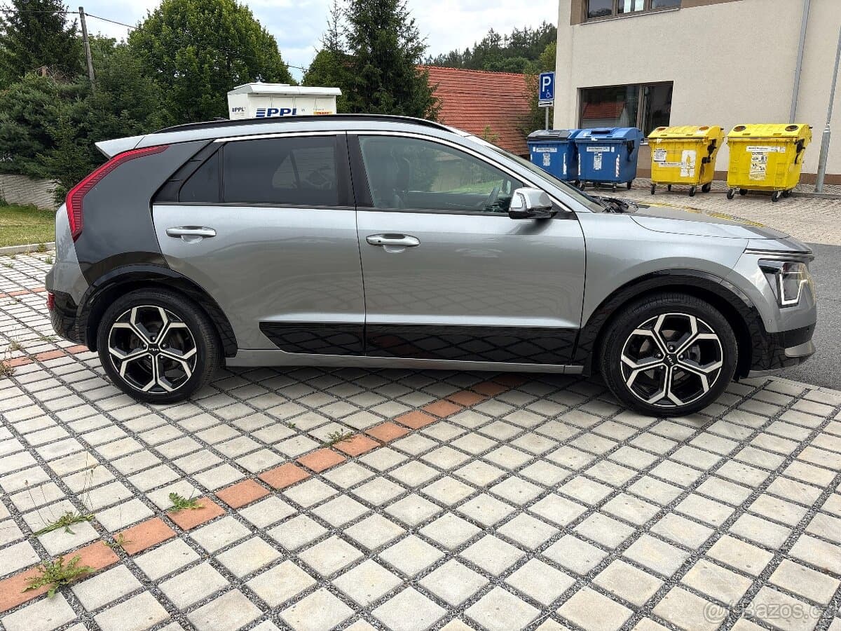 2022 Kia NIRO - 9