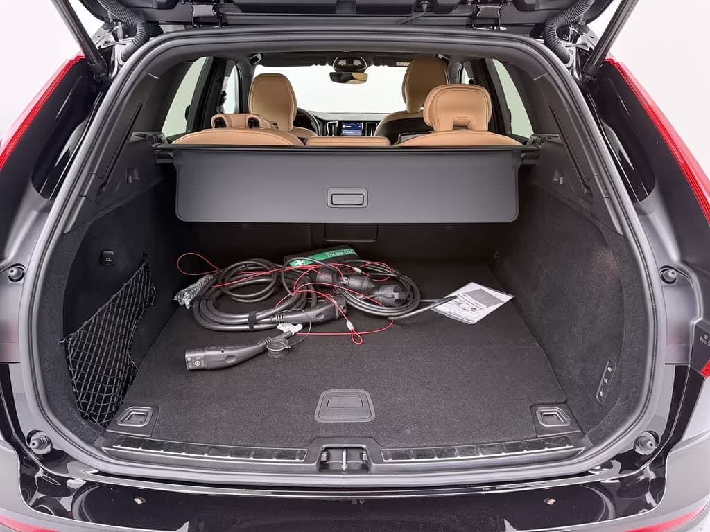 2025 Volvo XC60 - 9