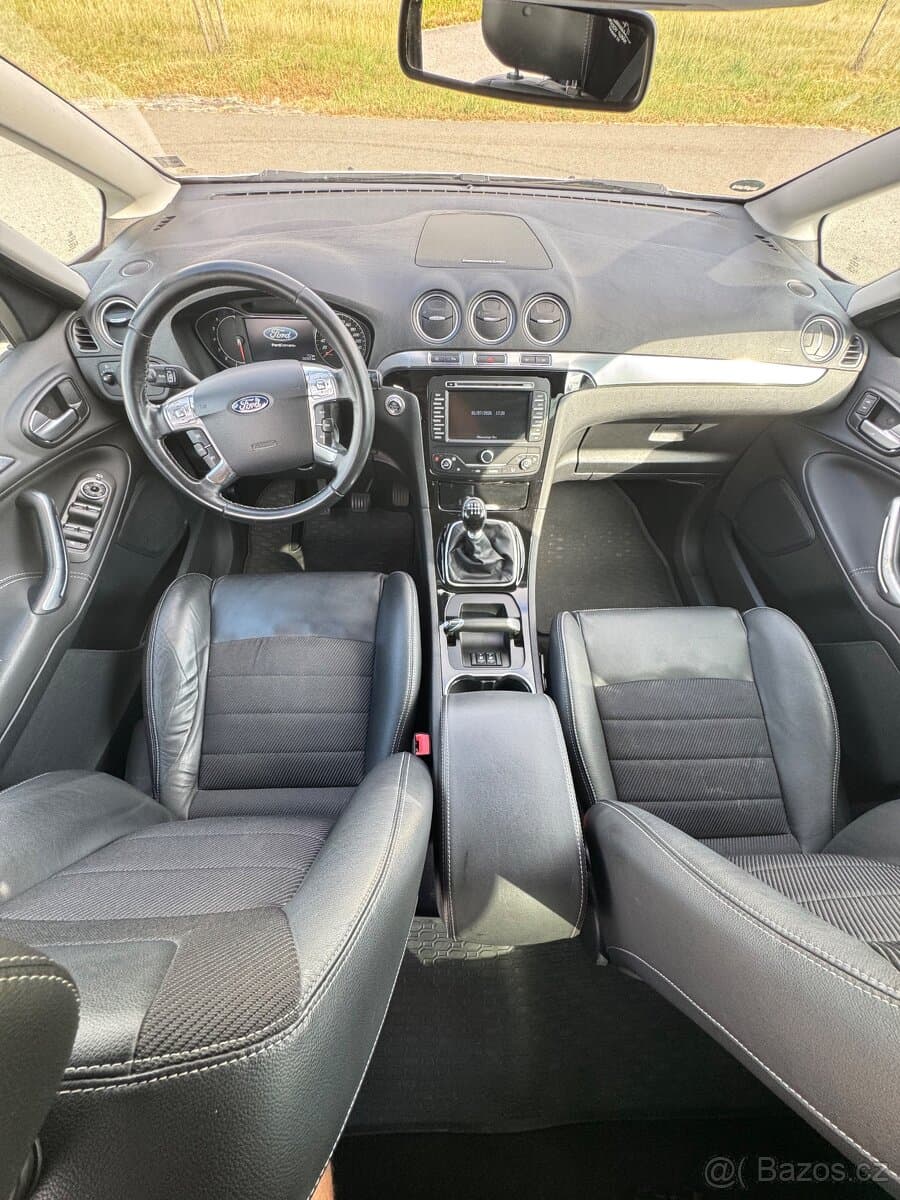 2014 Ford S-MAX - 9
