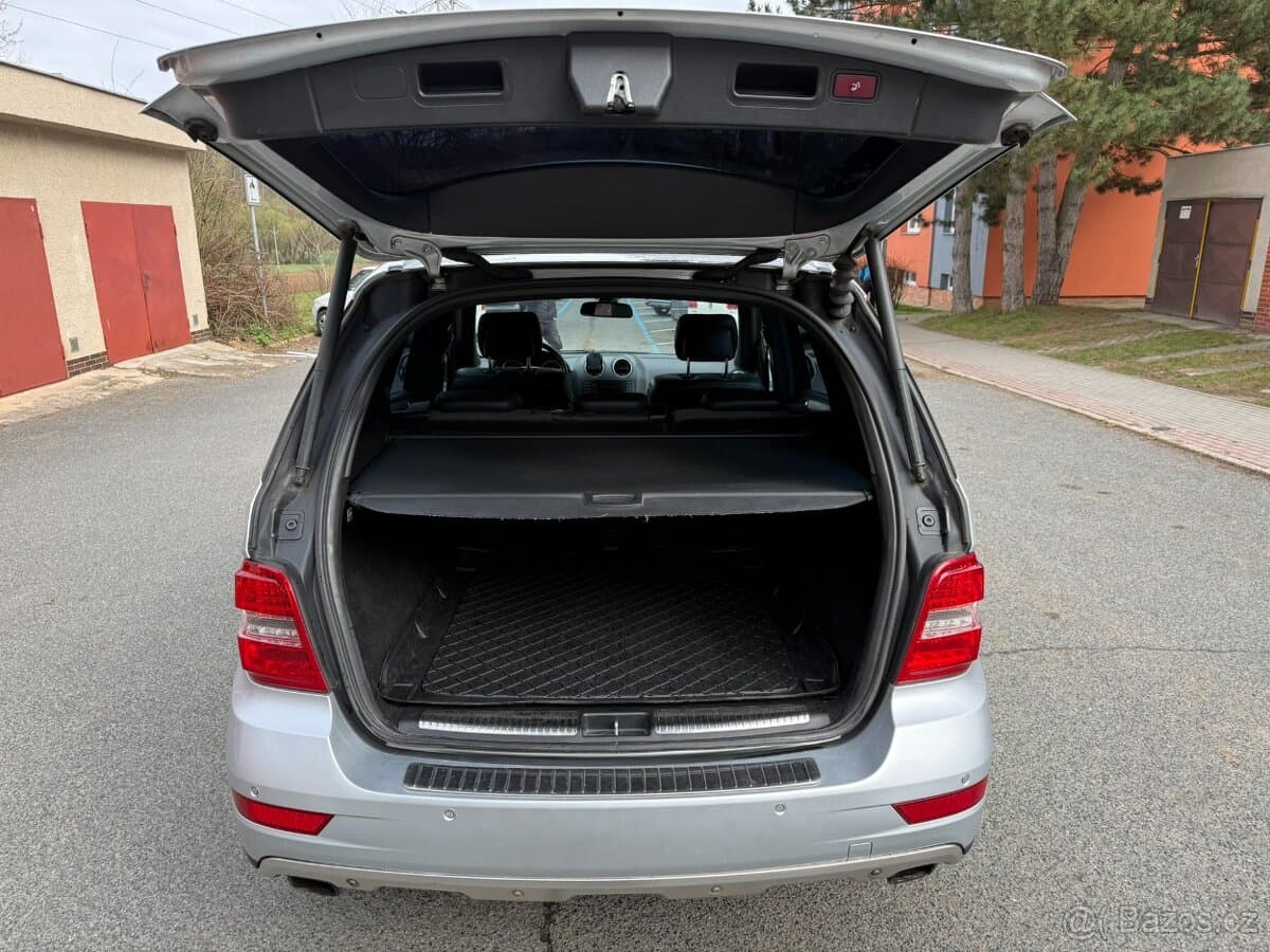 2010 Mercedes-Benz M-CLASS - 9