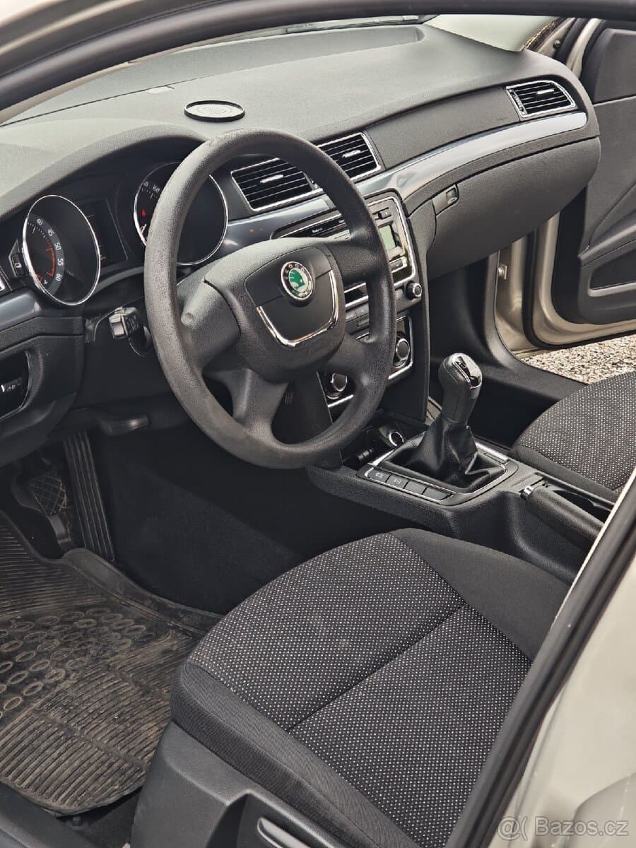 2010 Škoda SUPERB - 9