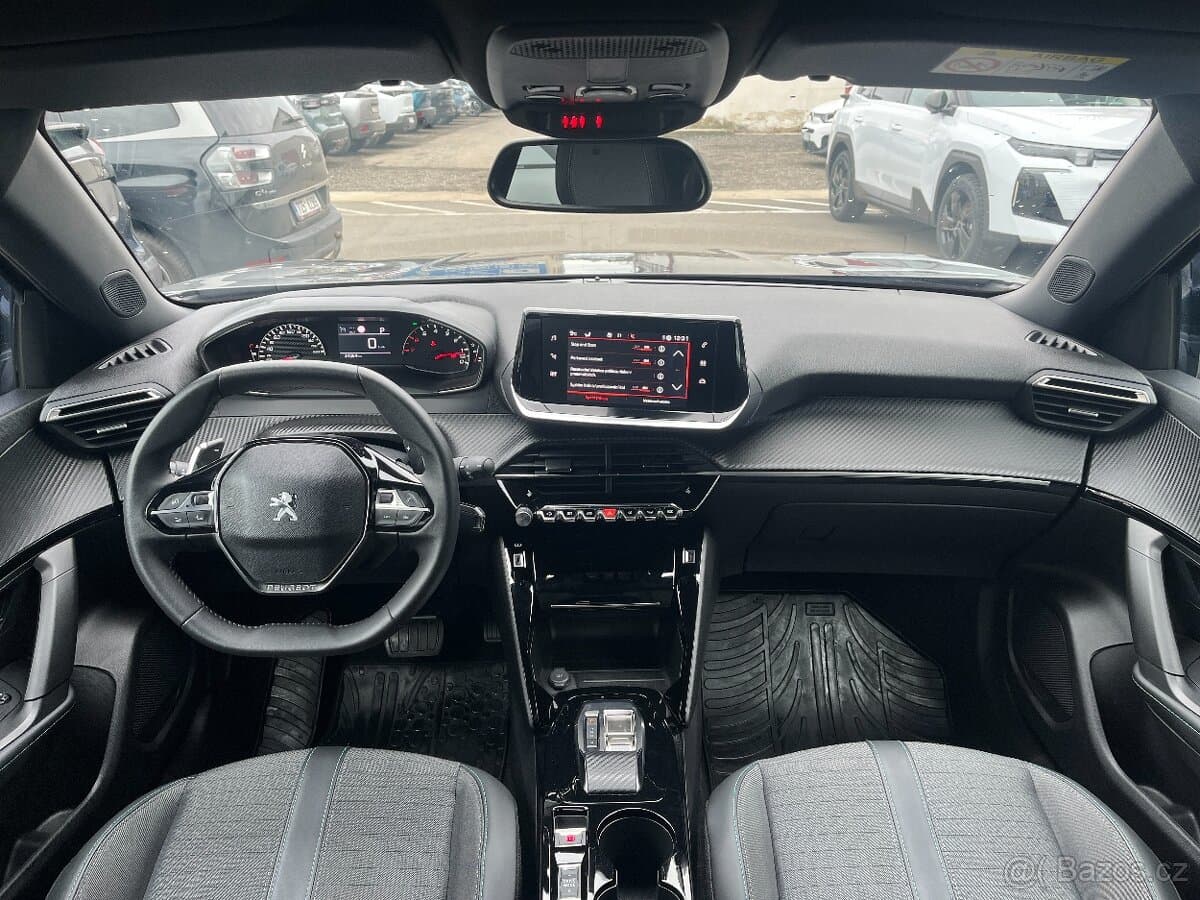 2023 Peugeot 2008 - 9