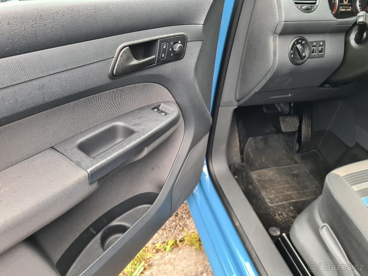 2012 Volkswagen CADDY - 9