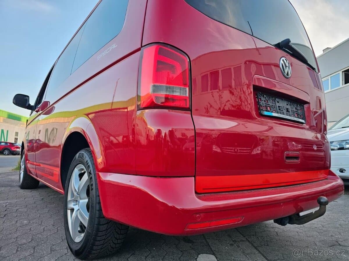 2012 Volkswagen MULTIVAN - 9