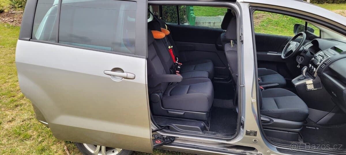 2010 Mazda 5 - 9