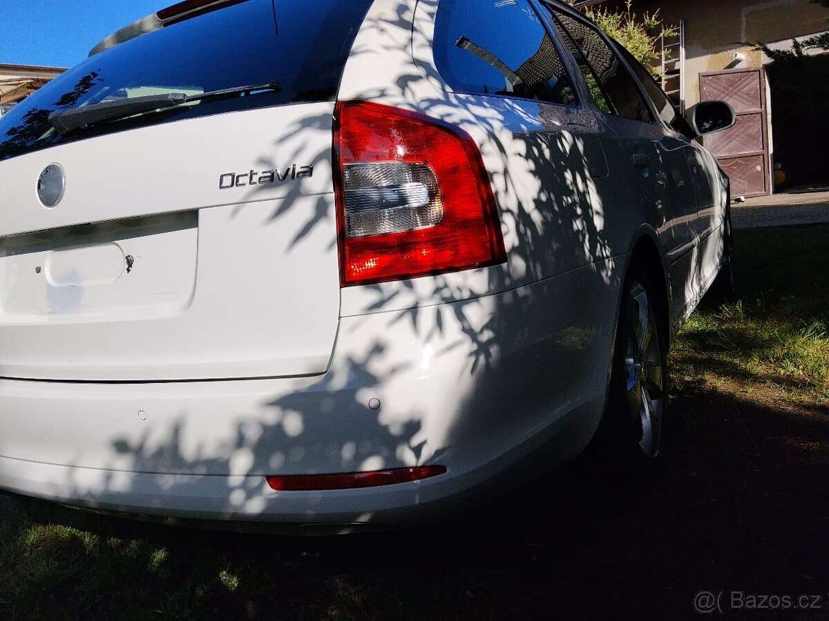 Škoda OCTAVIA - 9