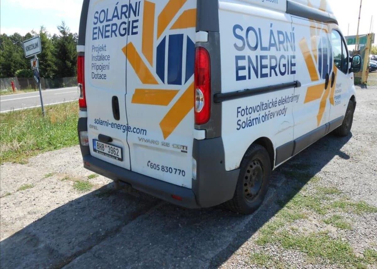 2011 Opel VIVARO - 9