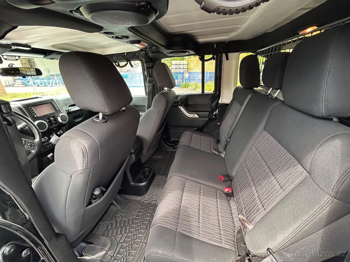2012 Jeep WRANGLER - 9