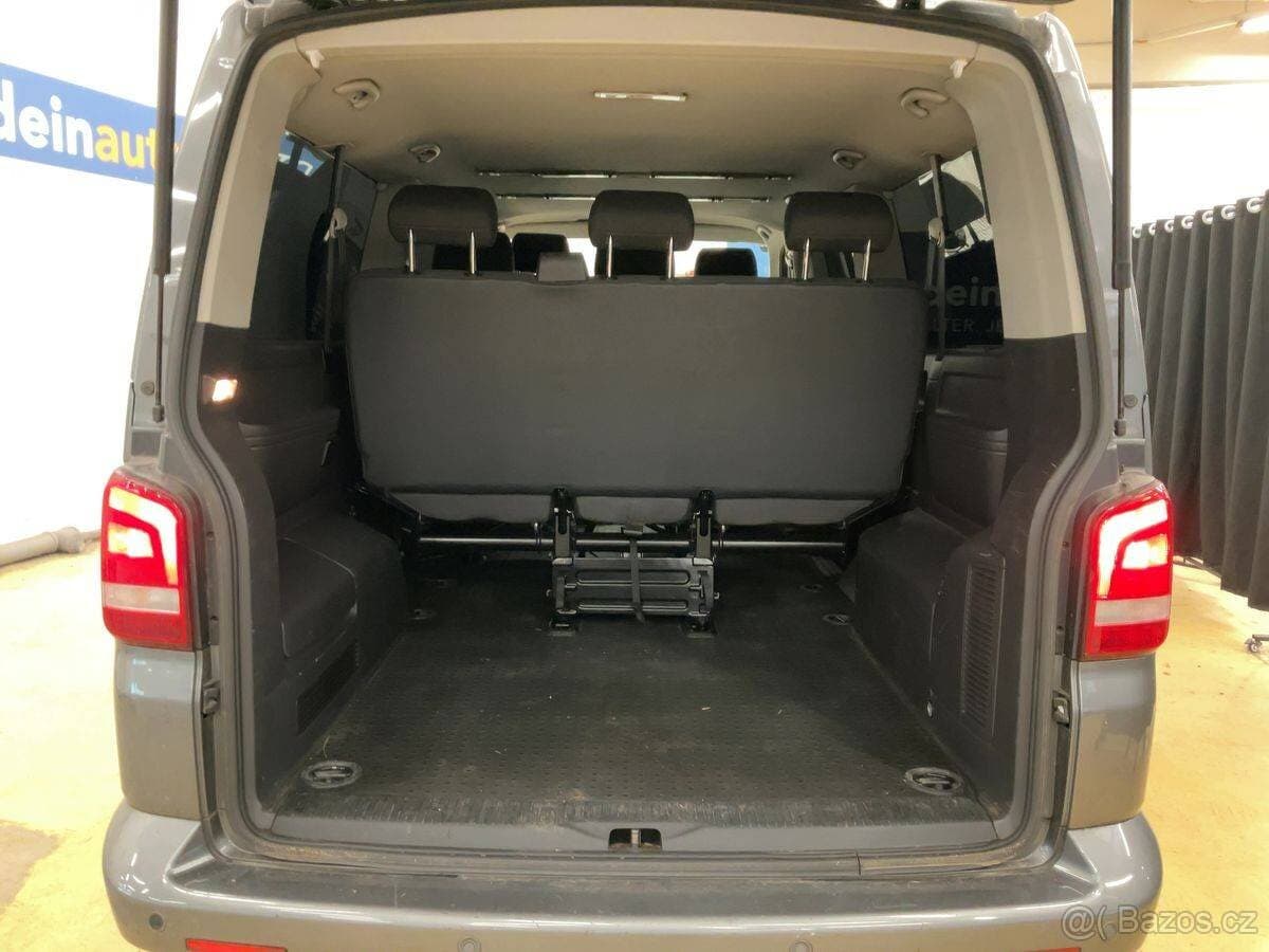 2011 Volkswagen CARAVELLE - 9
