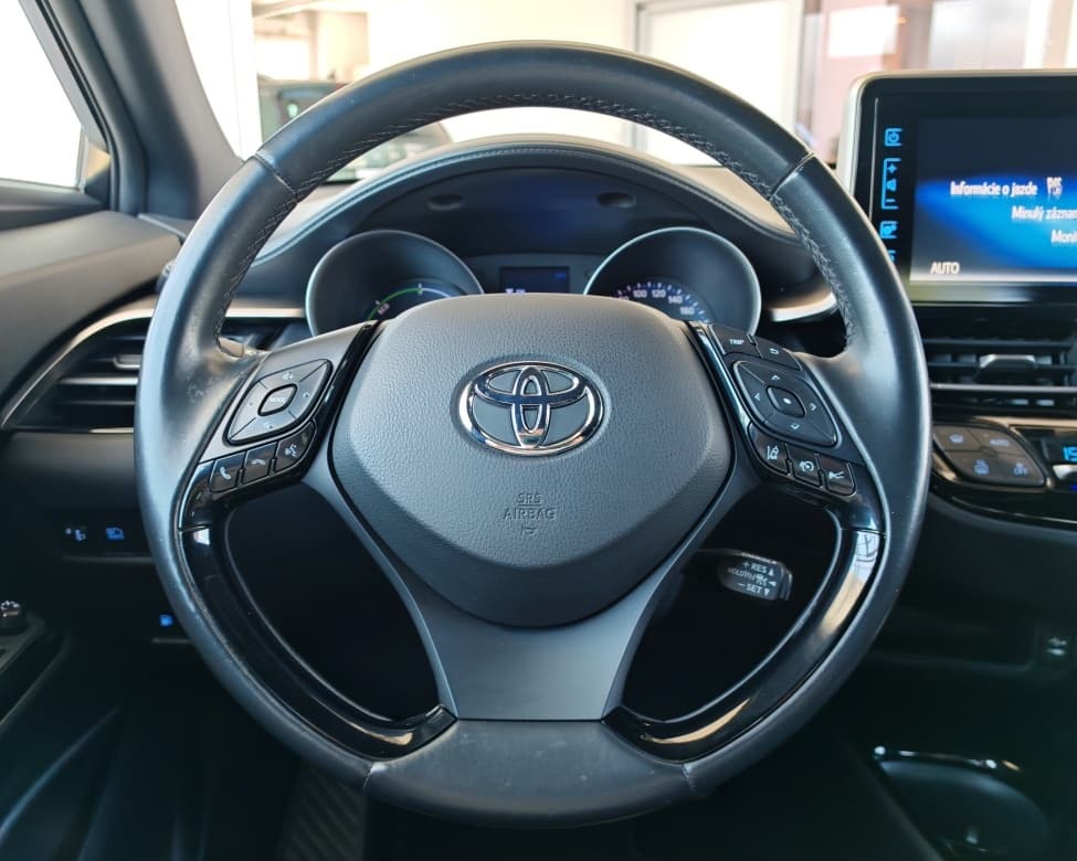 2019 Toyota C-HR - 9