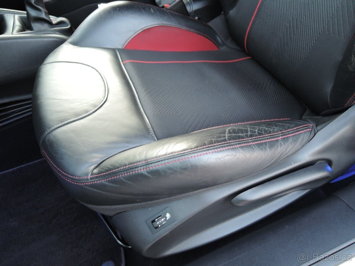 2013 Peugeot 208 - 9