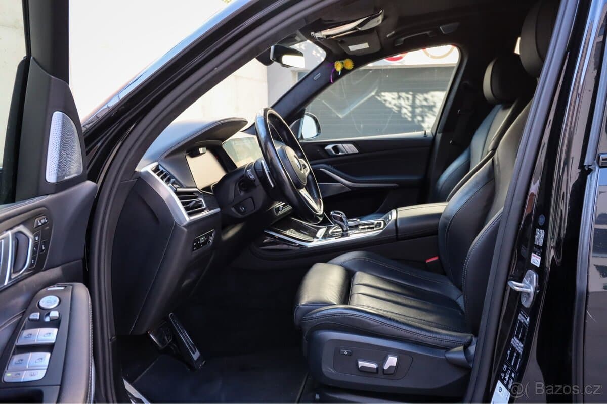 2021 BMW X7 - 9