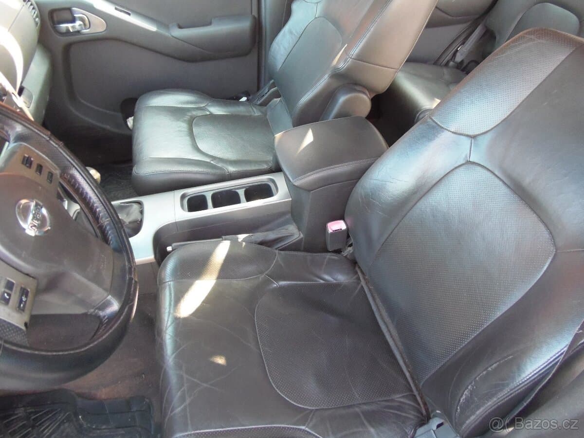 2005 Nissan PATHFINDER - 9