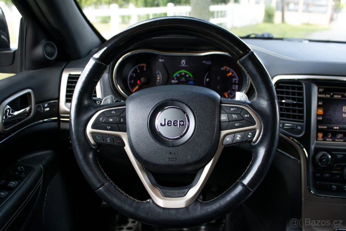 2014 Jeep CHEROKEE - 9