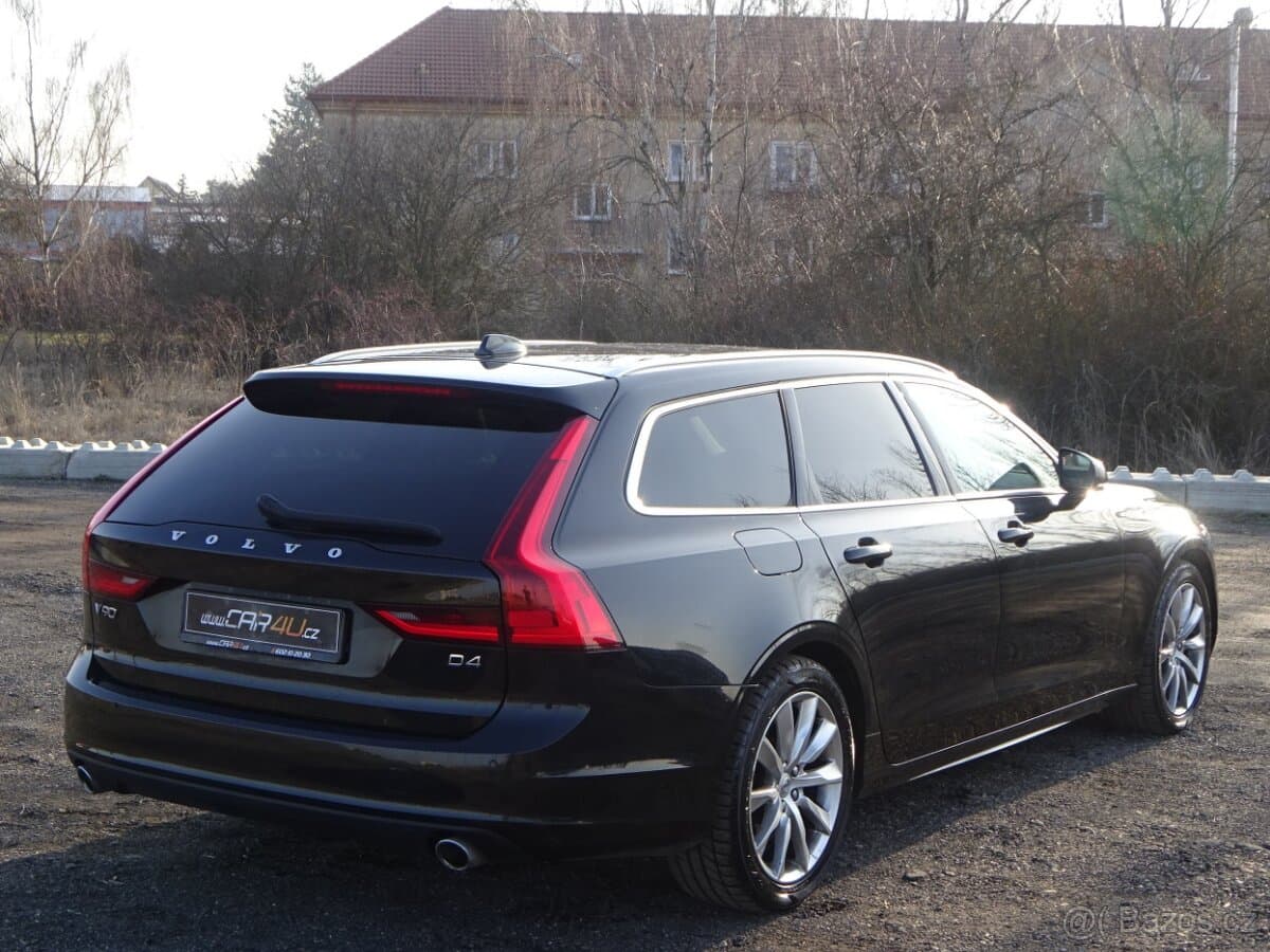 2020 Volvo V90 - 9