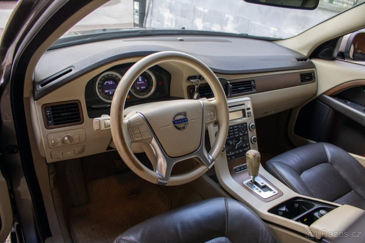 2010 Volvo XC70 - 9