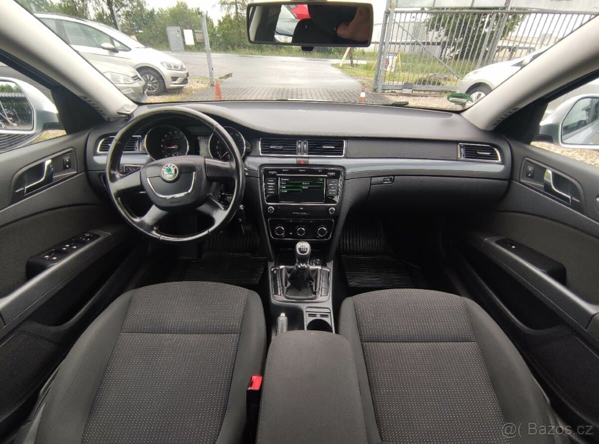 2013 Škoda SUPERB - 9