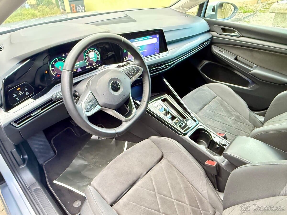 2022 Volkswagen GOLF - 9