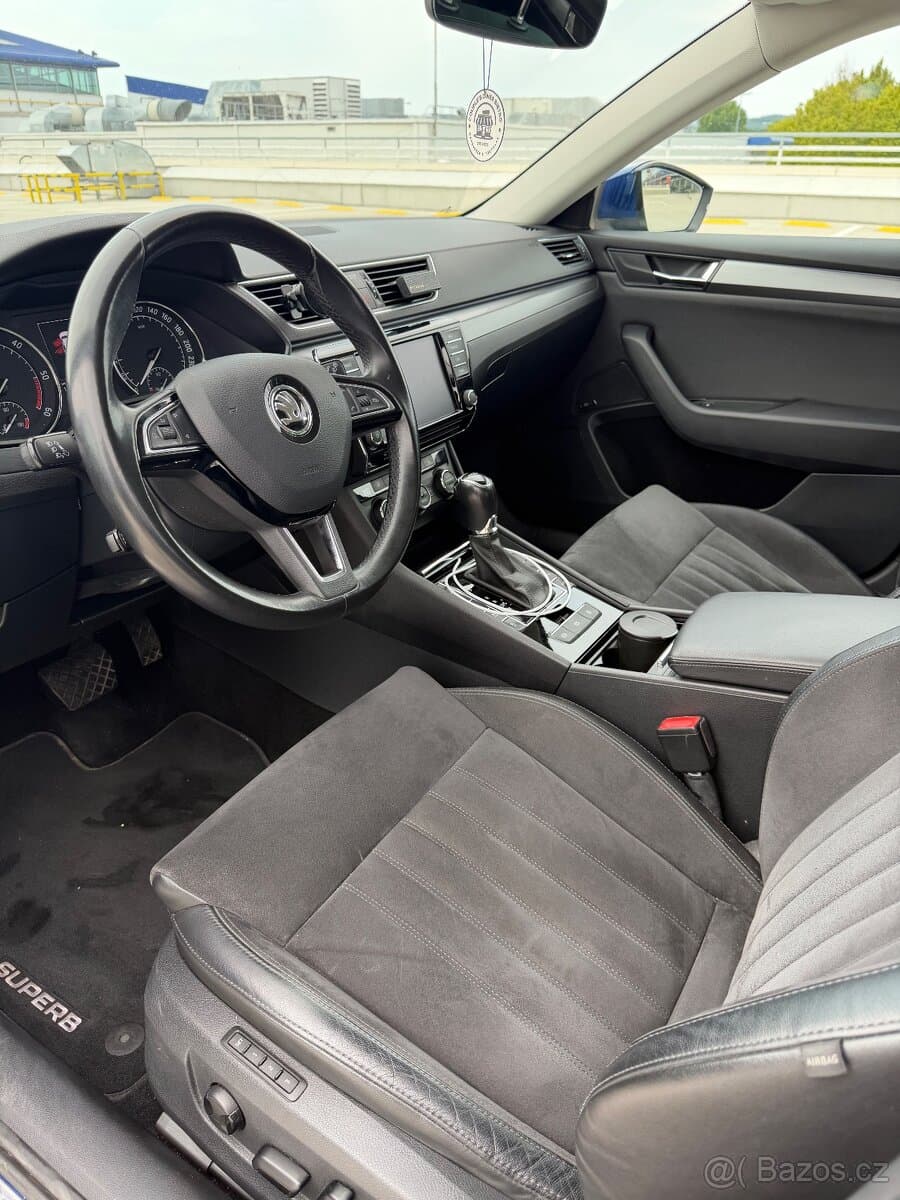 2016 Škoda SUPERB - 9