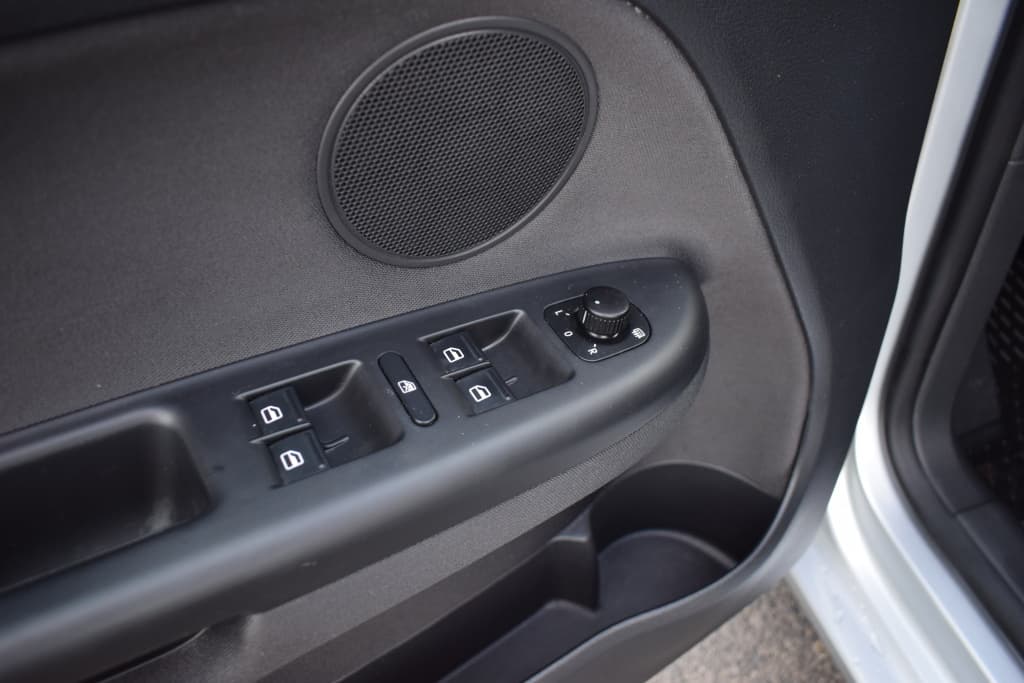 2010 Volkswagen GOLF - 9