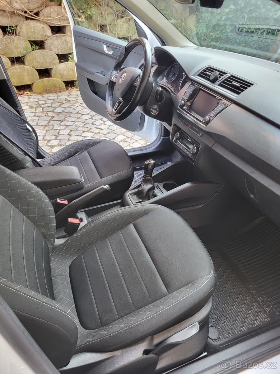 2017 Škoda FABIA - 9