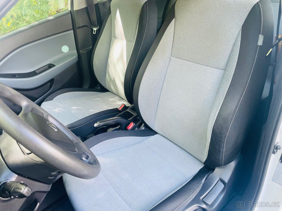 2016 Hyundai i20 - 9