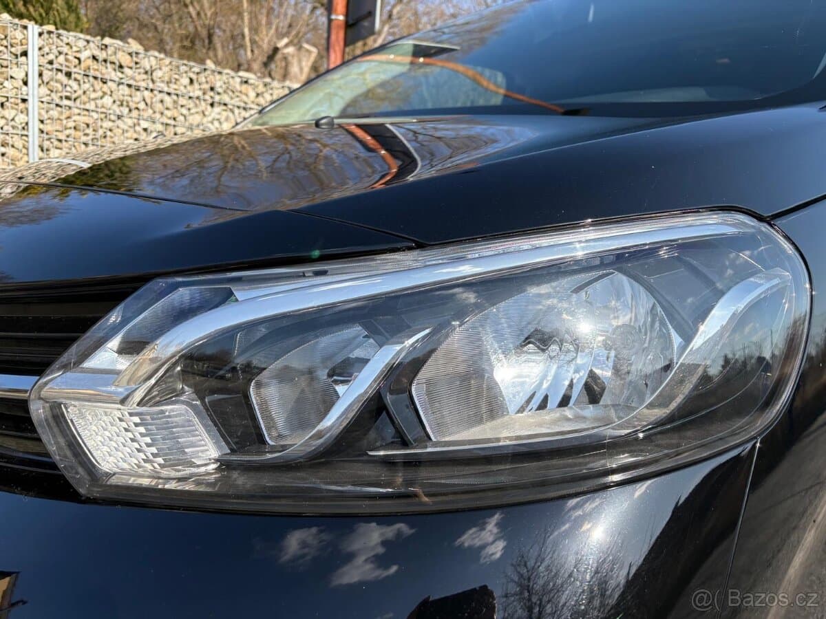 2022 Toyota PROACE - 9