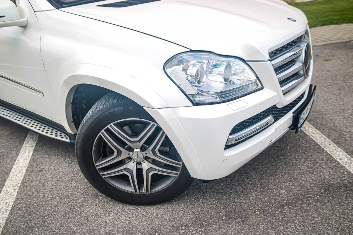 2010 Mercedes-Benz GL - 9